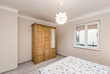 Фото номера Дом с 2 спальнями Дома для отпуска Pinetree Inn г. Елгава 11