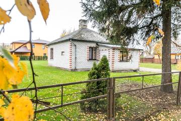 Фото номера Дом с 2 спальнями Дома для отпуска Pinetree Inn г. Елгава 22