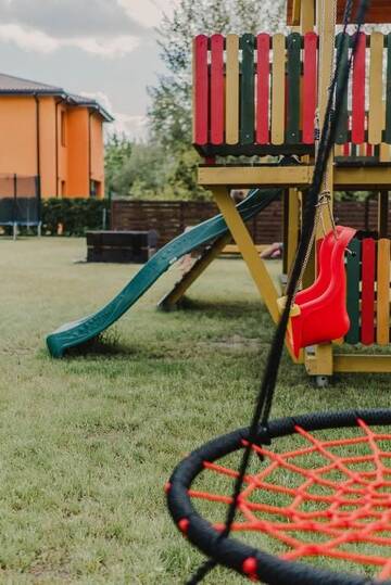 Фото номера Дом с 2 спальнями Дома для отпуска Pinetree Inn г. Елгава 66