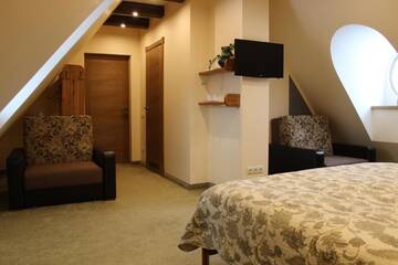 Фото номера Четырехместный номер Гостевой дом Hotel Senlīči г. Елгава 5