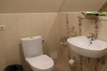Фото номера Двухместный номер эконом-класса с 2 отдельными кроватями Гостевой дом Hotel Senlīči г. Елгава 3